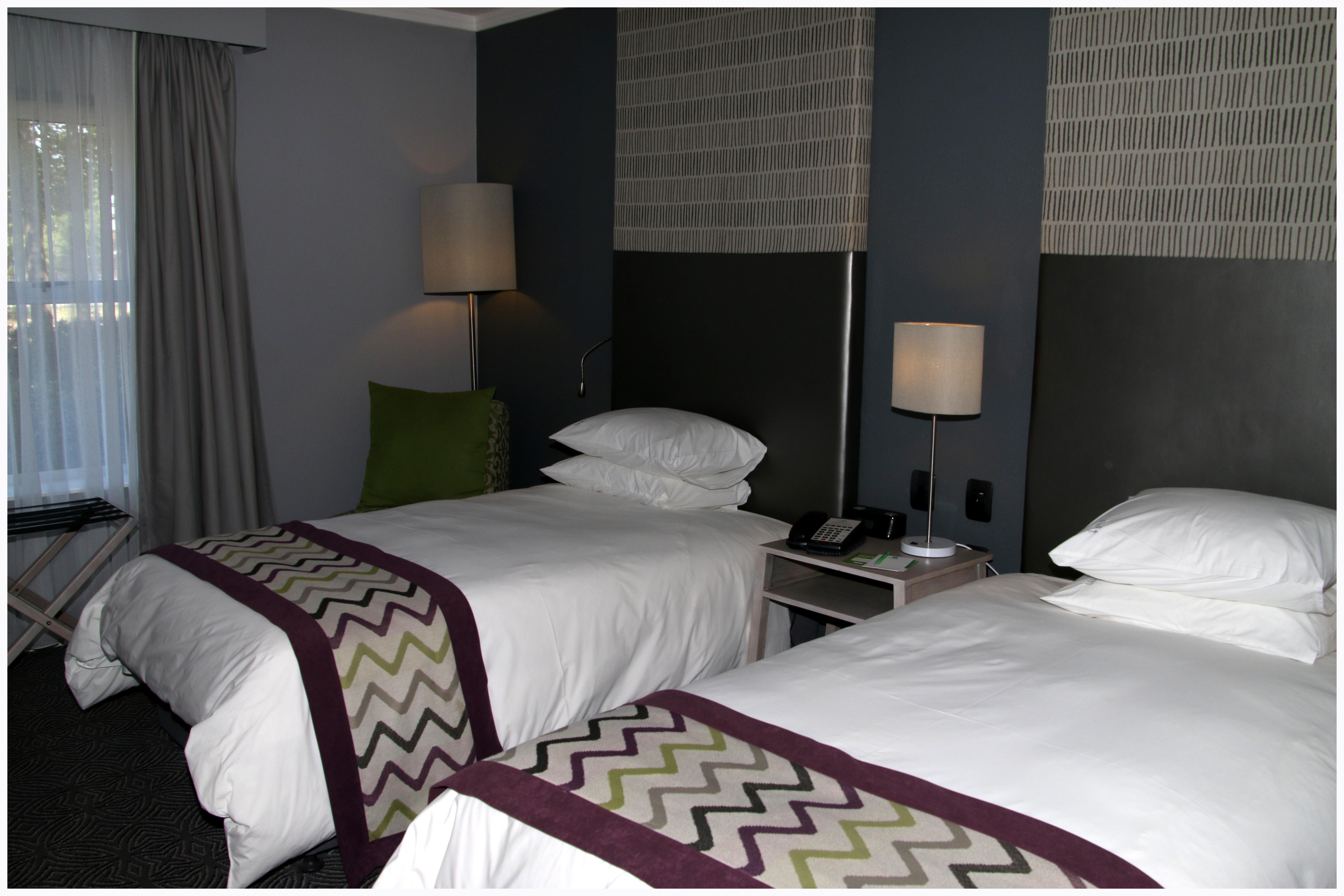 Holiday Inn Johannesburg Airport By Ihg Kempton Park Buitenkant foto