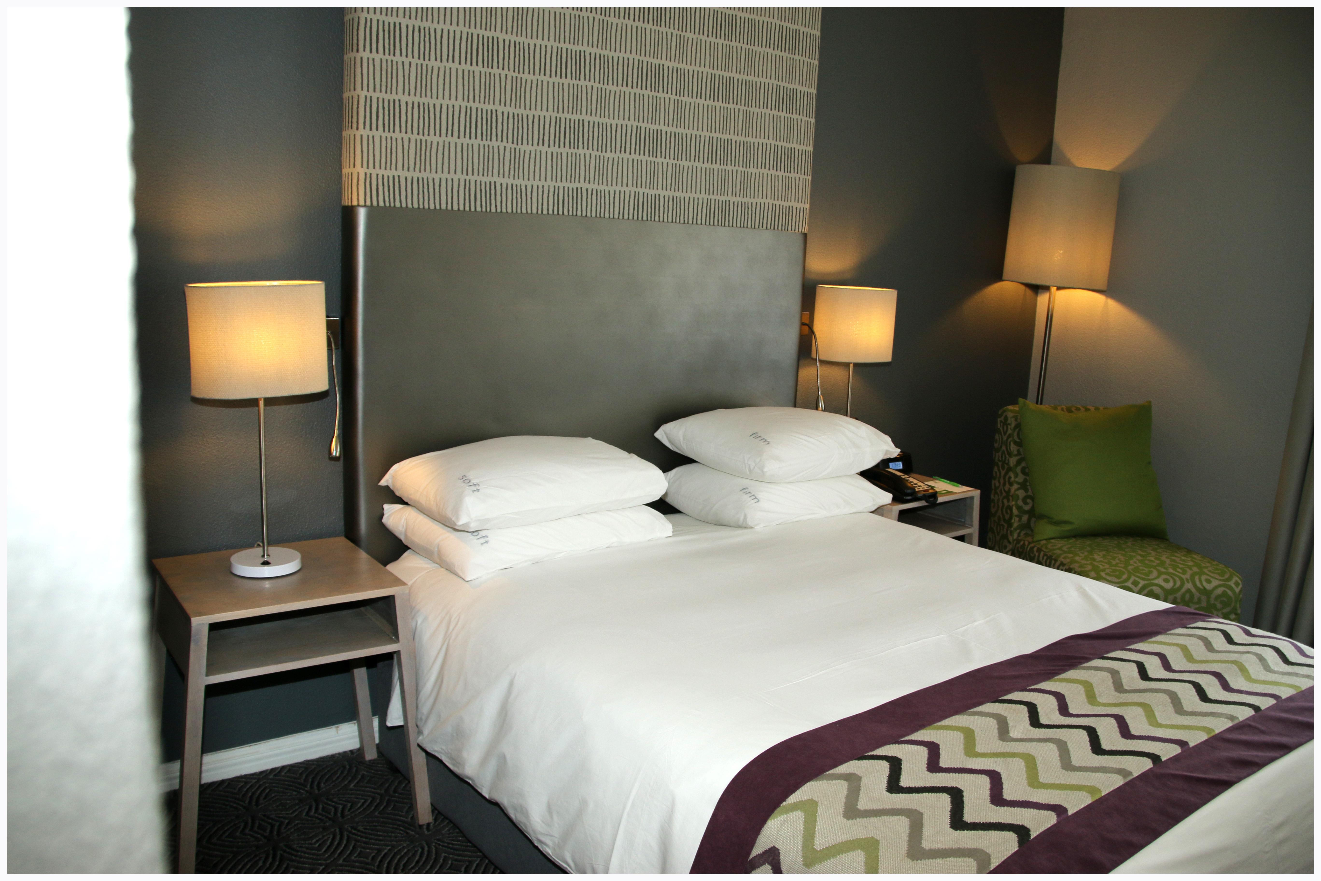 Holiday Inn Johannesburg Airport By Ihg Kempton Park Buitenkant foto