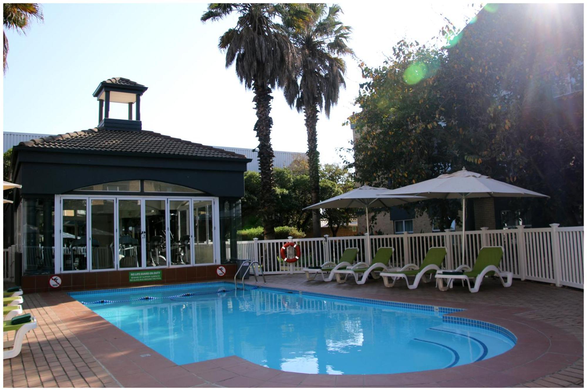 Holiday Inn Johannesburg Airport By Ihg Kempton Park Buitenkant foto