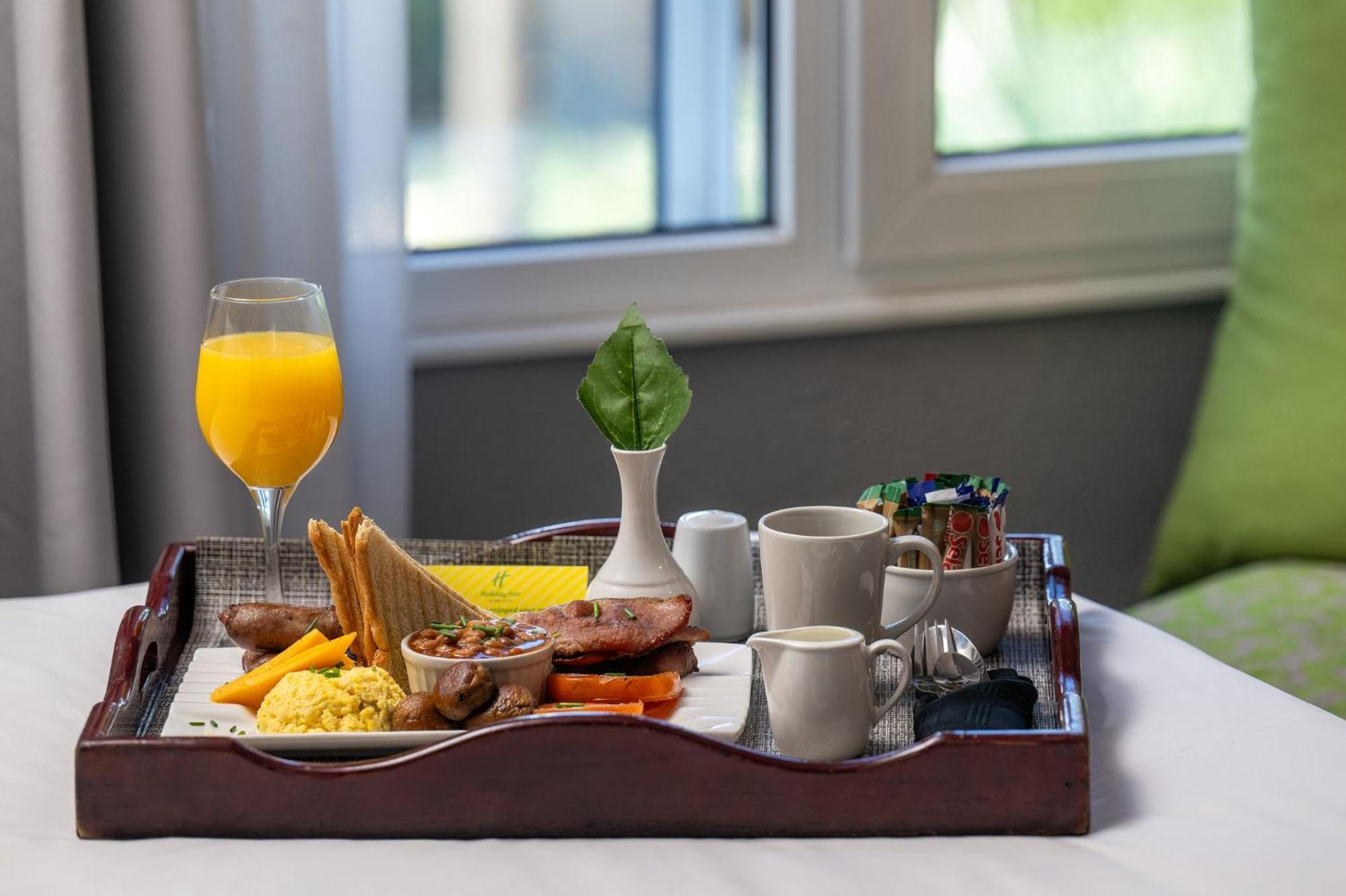 Holiday Inn Johannesburg Airport By Ihg Kempton Park Buitenkant foto
