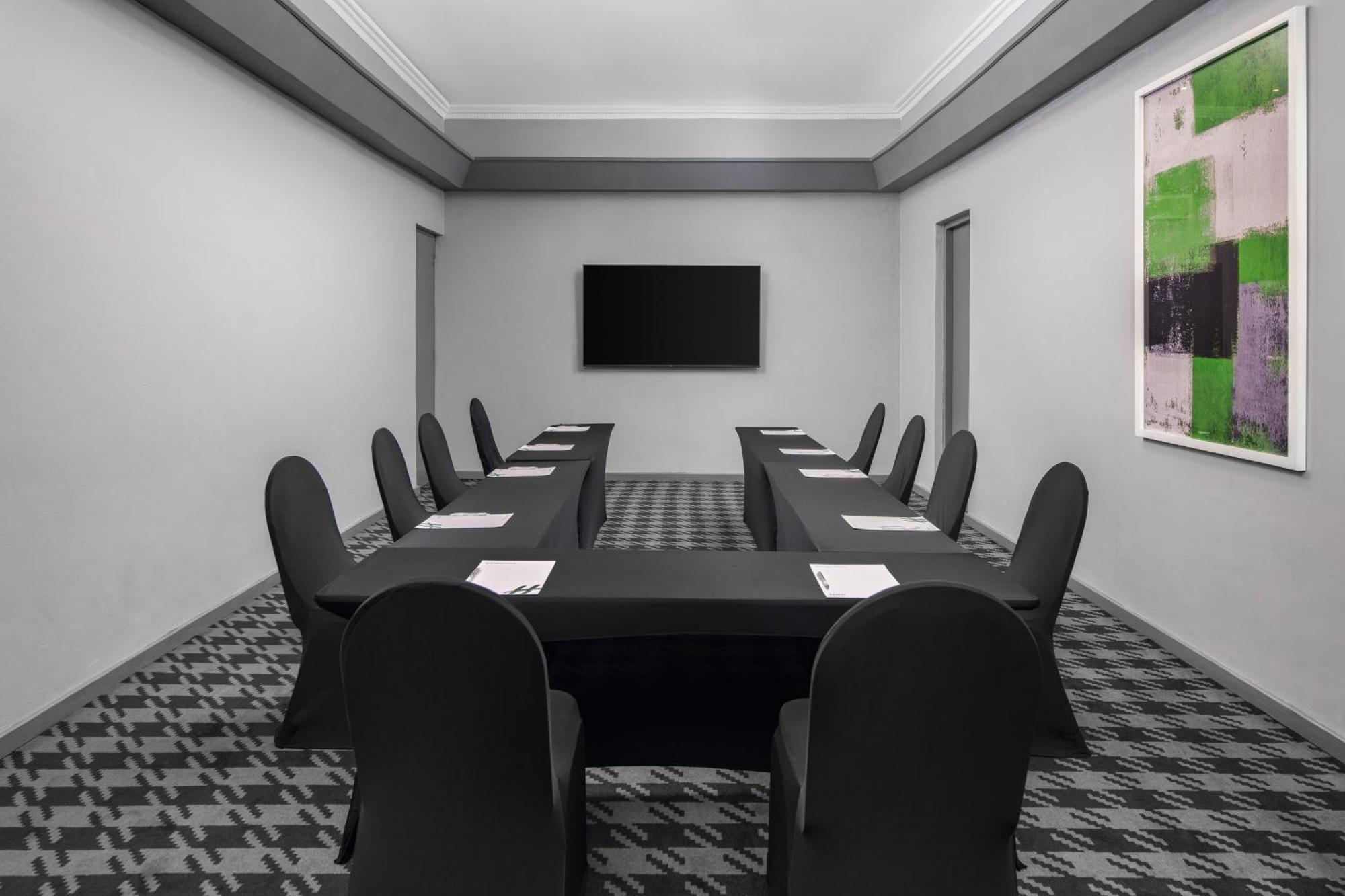 Holiday Inn Johannesburg Airport By Ihg Kempton Park Buitenkant foto